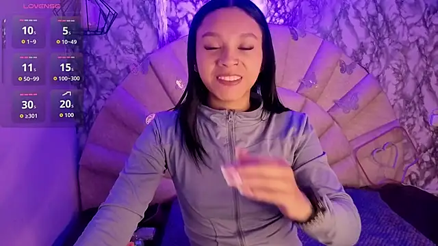 miiaboss  online show from 04/23/26, 11:09