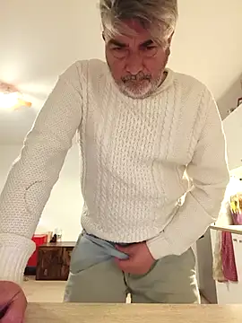 eruzam59000 online show from 04/03/26, 09:07