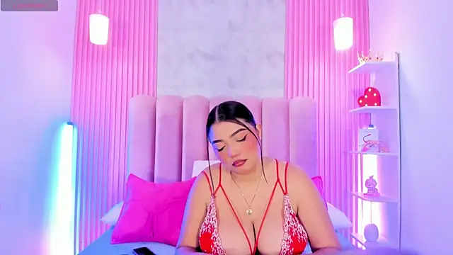 ArianaRougee online show from 06/10/26, 04:01