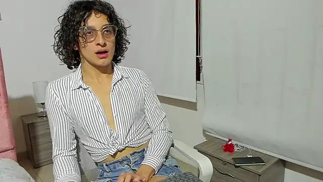 Snapshot of Maverick_angel chatting on 03/02/26, 02:24 Maverick angel online show from 03/02/26, 02:24