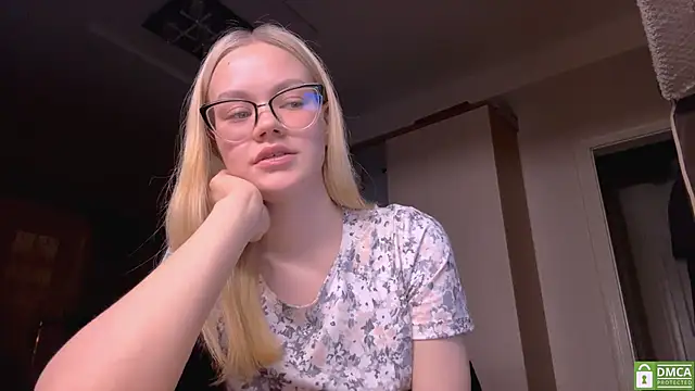 Snapshot of MiaCashe chatting on 02/24/26, 05:33 MiaCashe online show from 02/24/26, 05:33