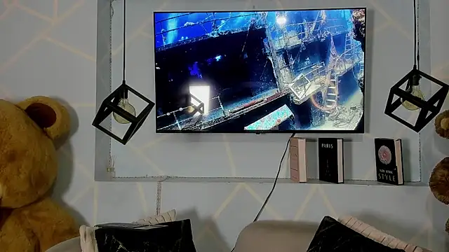 sharon noa online show from 04/18/26, 03:05