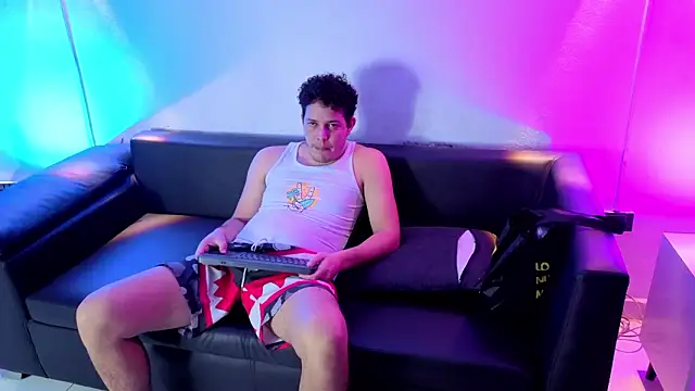 Snapshot of Anal_Hard_ADS chatting on 03/02/26, 01:30 Anal Hard ADS online show from 03/02/26, 01:30