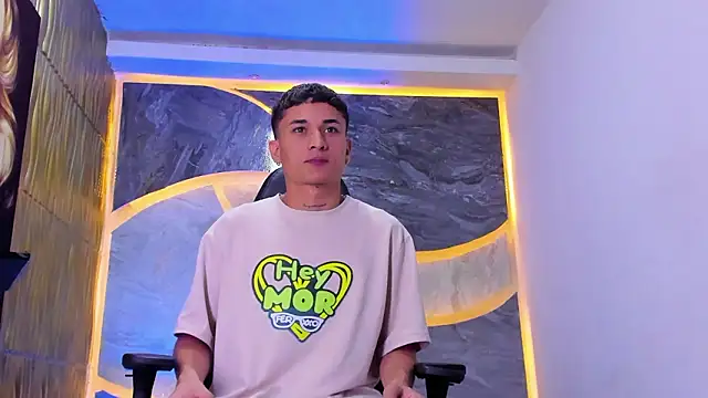 Snapshot of Matheus_Ic_ chatting on 02/22/26, 06:17 Matheus Ic online show from 02/22/26, 06:17