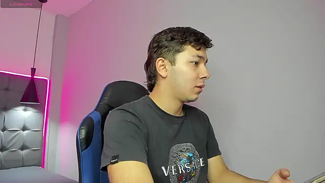 Julian Smith21 online show from 03/09/26, 01:37