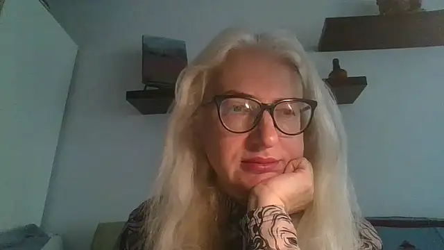 Snapshot of _Llinna_me chatting on 02/23/26, 09:50 Llinna me online show from 02/23/26, 09:50