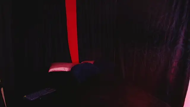 ironqueen  online show from 02/28/26, 12:28