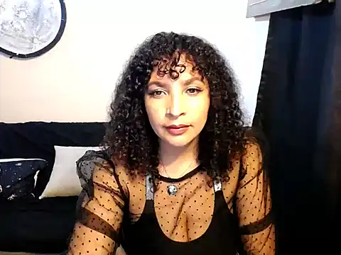Nerea Boolsara8 online show from 04/11/26, 12:04