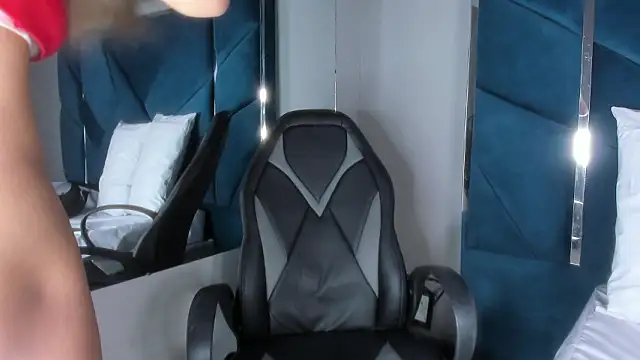 Keitty Rose online show from 02/25/26, 06:39