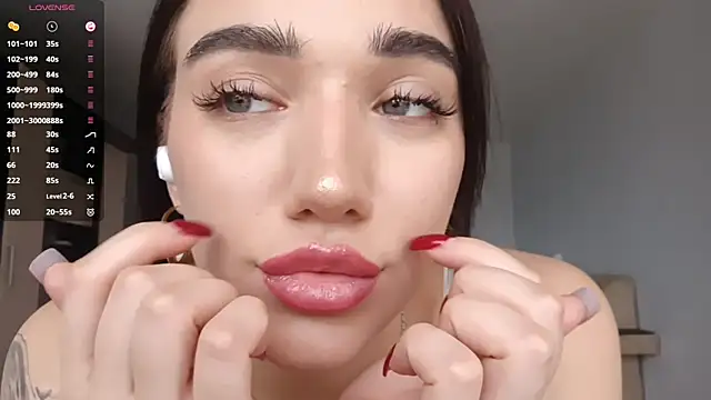 GilberteBauch online show from 04/06/26, 03:15