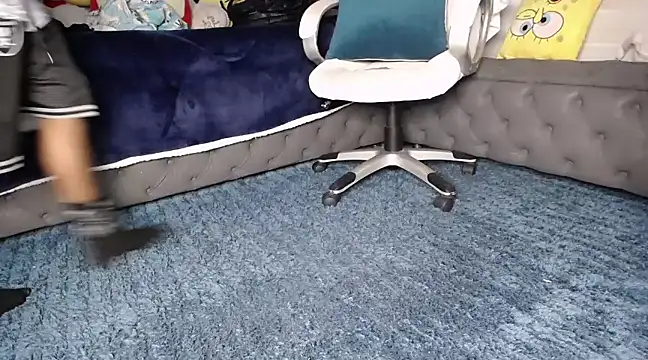 dirty 27cms online show from 02/09/25, 03:43