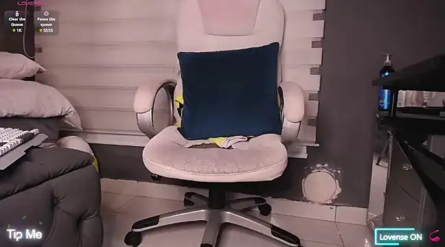 dirty 27cms online show from 03/14/25, 07:12