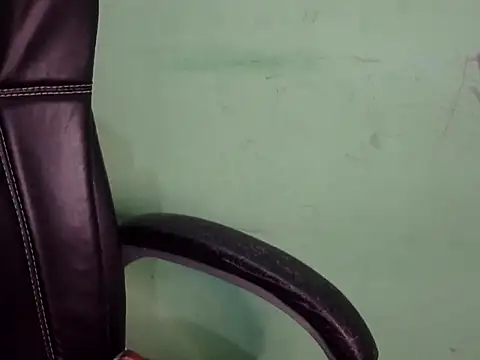 cute momo love online show from 03/30/26, 05:41