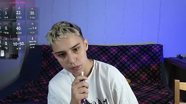 LuxuryLoverss online show from 06/27/26, 11:26