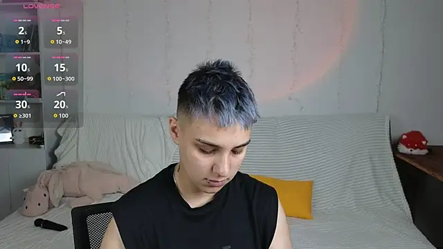LuxuryLoverss online show from 07/12/26, 11:23