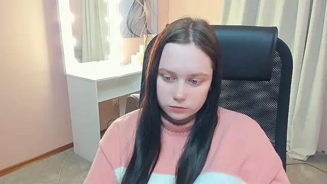 LynnaNull online show from 02/23/26, 07:50