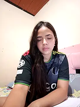 Sexy cloe outdoors online show from 04/22/26, 04:04