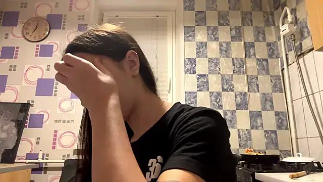 Snapshot of TyraMagna chatting on 02/23/26, 04:04 TyraMagna online show from 02/23/26, 04:04