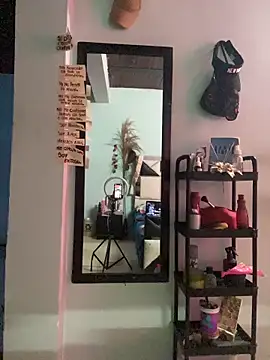 AnelimDagota  online show from 04/20/26, 11:57