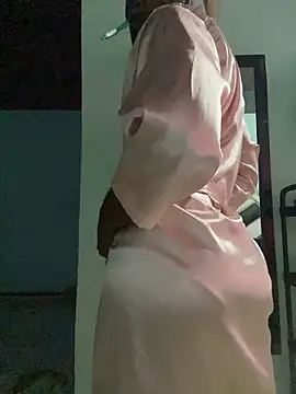 AnelimDagota  online show from 04/23/26, 11:53