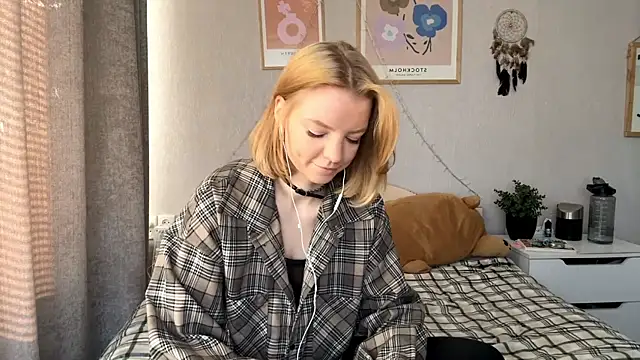 Snapshot of Marry_Sornatiko chatting on 03/01/26, 12:29 Marry Sornatiko online show from 03/01/26, 12:29