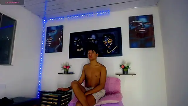 Sebastian -D online show from 04/15/26, 05:36