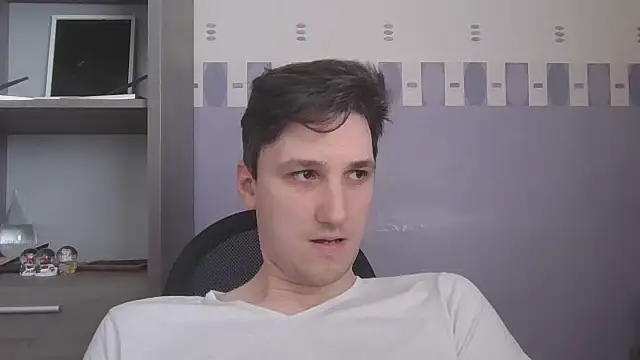 Snapshot of Miragerer chatting on 02/27/26, 10:26 Miragerer online show from 02/27/26, 10:26