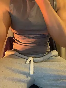 Snapshot of kenjisexy3 chatting on 02/23/26, 01:19 kenjisexy3 online show from 02/23/26, 01:19