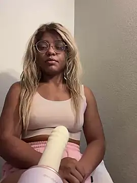 princessandthefootjob online show from 04/19/26, 07:05