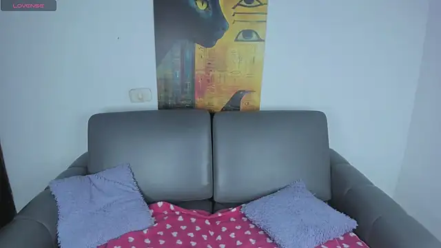 milkk  online show from 04/24/26, 10:45