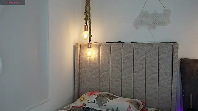 Gaby evansz online show from 04/26/26, 09:18