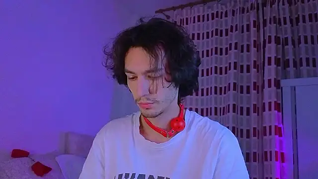 crybae online show from 03/19/26, 12:47