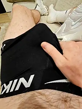 Kiffeur2Tn online show from 04/06/26, 09:16