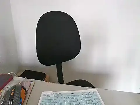 Snapshot of sra_super_tesao chatting on 02/27/26, 11:54 sra super tesao online show from 02/27/26, 11:54