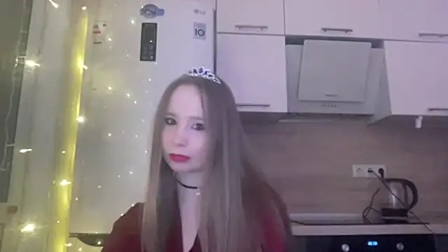 cutefoxieee online show from 03/10/26, 05:40