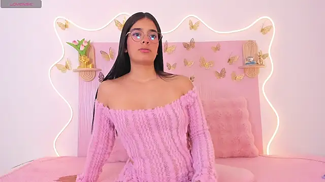 Isaa-queen online show from 04/08/26, 08:53