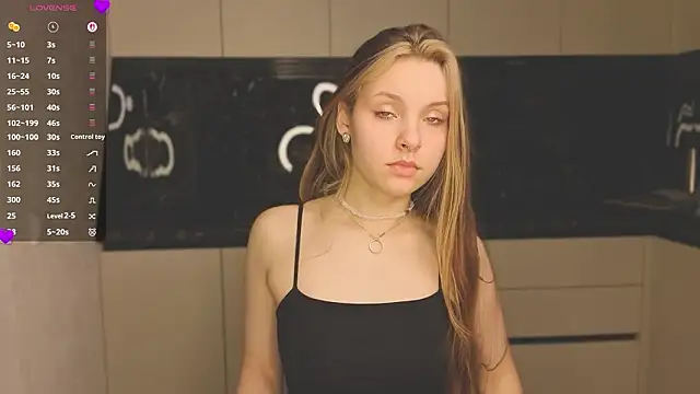 HinaVibe online show from 03/27/26, 02:17