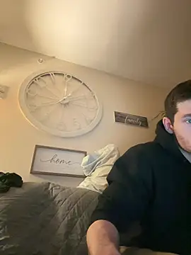 Snapshot of Aarondeweese27 chatting on 02/24/26, 12:36 Aarondeweese27 online show from 02/24/26, 12:36