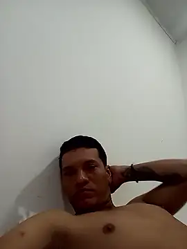 Snapshot of Emiliortr5678 chatting on 02/28/26, 11:17 Emiliortr5678 online show from 02/28/26, 11:17