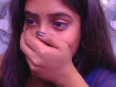 Aayesha-queen online show from 04/23/26, 12:29