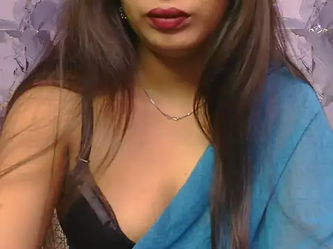 Snapshot of Aayesha-queen chatting on 06/03/26, 04:15 Aayesha-queen online show from 06/03/26, 04:15