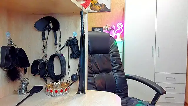 KristiTopxx online show from 04/08/26, 06:52