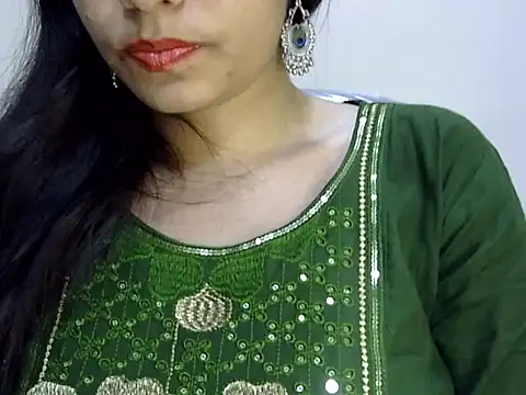 Neha Sharma2 online show from 04/11/26, 01:37