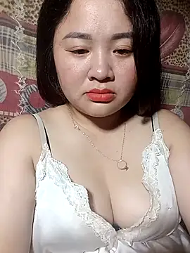Snapshot of Meo-catwet chatting on 05/06/26, 03:50 Meo-catwet online show from 05/06/26, 03:50