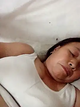 heesuu11 online show from 04/04/26, 04:04