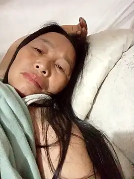 heesuu11 online show from 04/24/26, 08:22