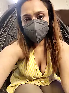 ChocoLustGirl online show from 04/05/26, 02:14