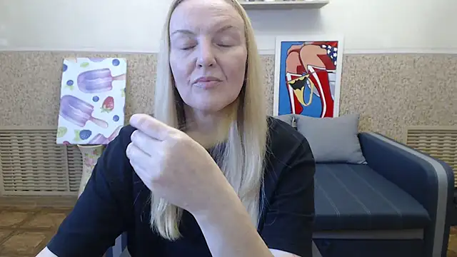 Bella soulmate online show from 07/25/26, 05:27