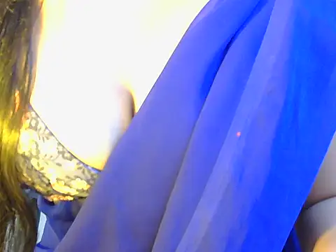 strip sunshine online show from 05/10/26, 04:50
