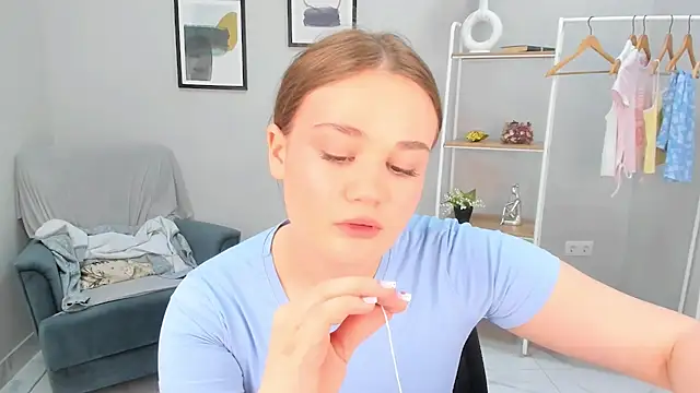 Liana Bert online show from 02/27/26, 10:15